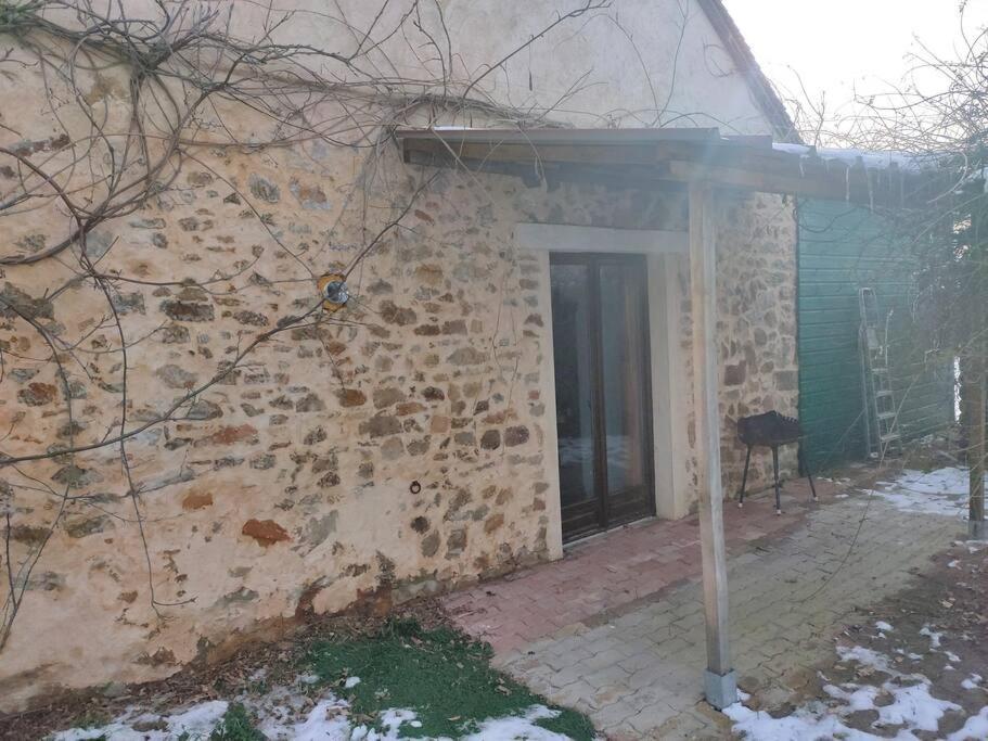 Gite Independant Avec Grand Parking Exterieur Sargé Les Le Mans Dış mekan fotoğraf